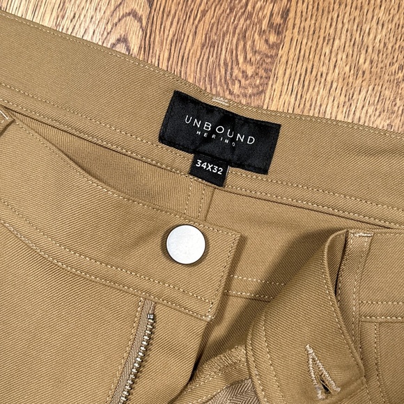 Sold - Picture 5 of 8